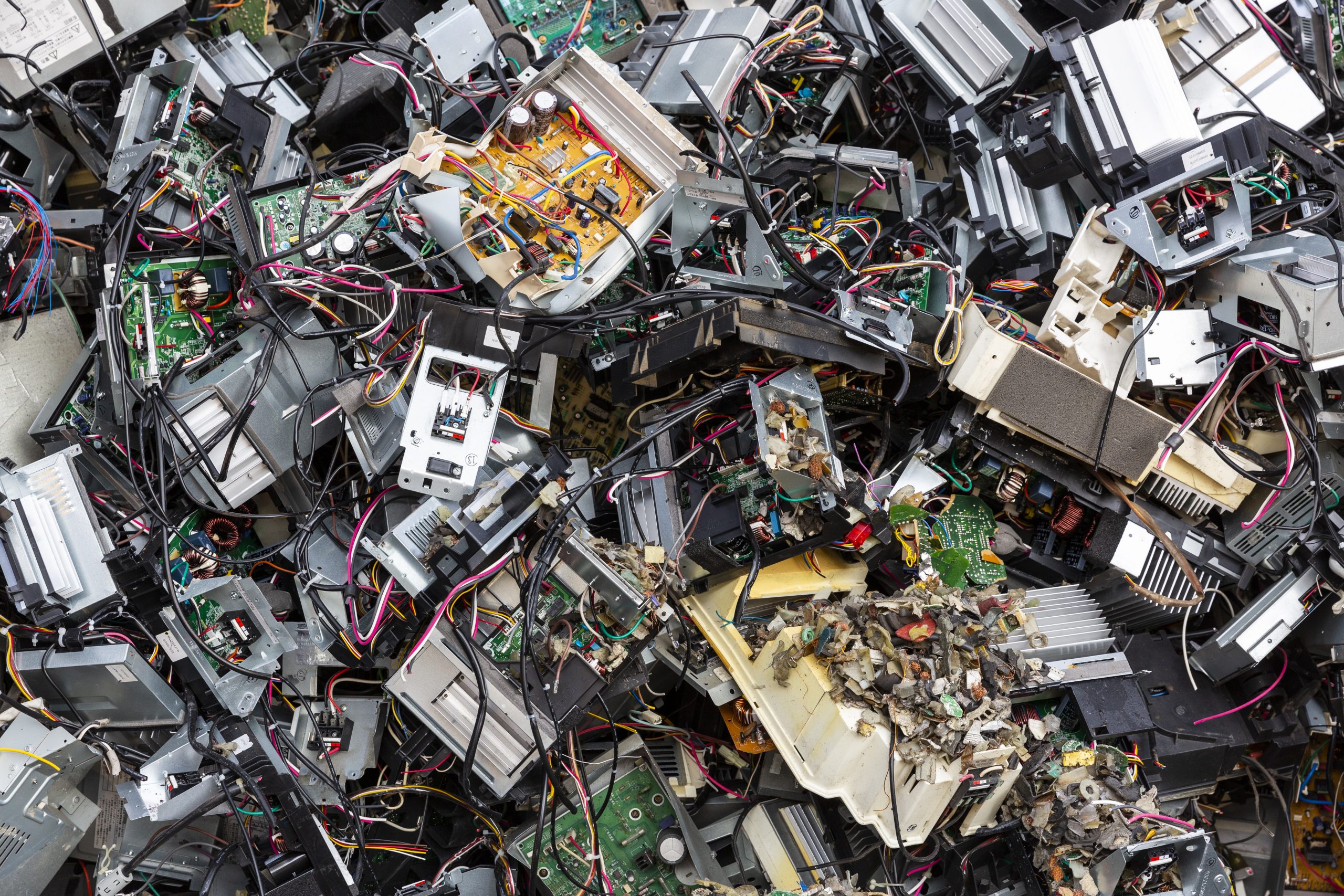 What Everybody Ought To Know About E-Waste Recycling
